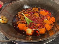 -渝井巷重庆老火锅(沈阳吉祥店)