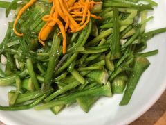 清炒大理海菜-老滇山寨•云南特色菜•地方菜•民族风情歌舞表演(金碧店)