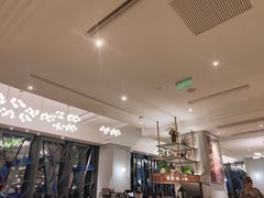 -港丽餐厅(高德置地店)