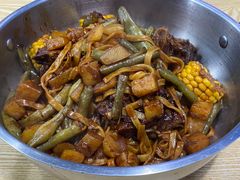 -内蒙焖面大盆骨餐馆(山大路店)