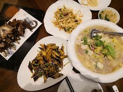 -松月湖大酒店