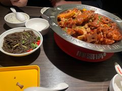 -胖哥俩肉蟹煲(石家庄长安万达店)