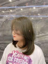 -银星女王公园发型艺术沙龙