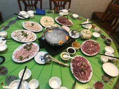-华哥新鲜猪精品美食