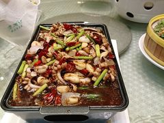 -老街坊美食汇(玉兰大街店)