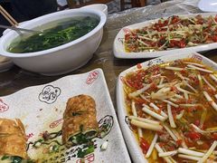 -正荣酒家葱葱鲫鱼