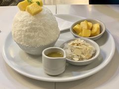 芒果雪冰-Cheevit Cheeva(Sirimangkalajarn)