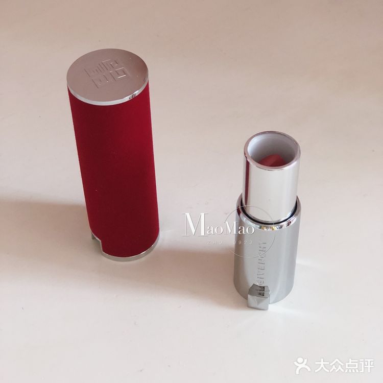 💄GIVENCHY纪梵希高定香榭红丝绒唇膏💄
