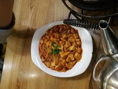 -徽湘园和马路串串火锅