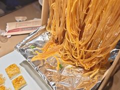 -东口码头·烧鸽子·鱼头泡饼·地方菜(金鹰悦城店)