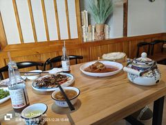 -小厨子私房菜·云南美食店