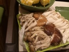 -润园四季椰子鸡火锅(海上世界店)