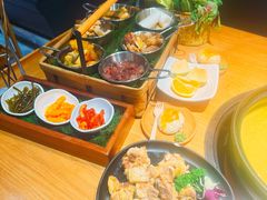 -一朵菌·野生菌探索家火锅(南亚店)