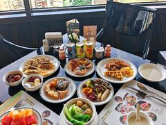 -广州花园酒店·凌璇阁旋转餐厅CAROUSEL360