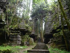 -梭布垭石林景区