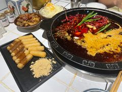 -卤校长老火锅(杨家坪直营店)