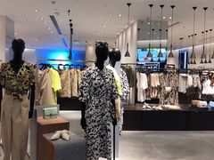 -URBAN REVIVO(七宝领展广场店)