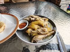 -头上红煨盐鸡·非遗院子餐厅