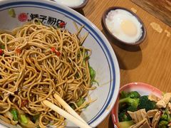 -矮子粉店1985·长沙米粉(湘春路店)