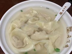 刀鱼馄饨-老半斋(福州路店)