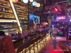 -Famous肥猫墨西哥音乐餐吧(五棵松华熙LIVE店)