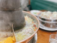 鸳鸯锅-楼外楼大刀肉传统火锅居(博学路店)