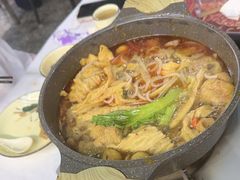 -刘姐啤酒鱼民族演艺餐厅(西街总店)