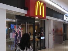 -麦当劳(民盈·国贸城店)
