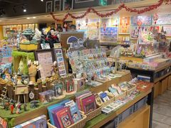 -猫的天空之城概念书店(苏州诚品店)