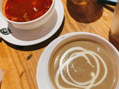 蘑菇汤-MR.ROCKY洛奇先生RESTAURANT&BAR(宝安壹方城店)