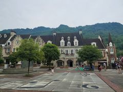 -四川省成都市彭州市白鹿镇