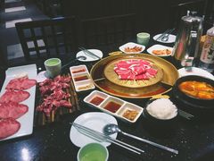 -猪啊牛呀羊啊铜盘烤肉(正大广场店)