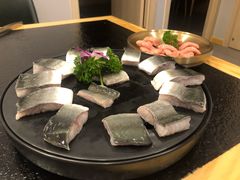 -臻牛烤肉