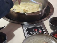 -喃喃椰·糟粕醋·椰子鸡火锅(七堡花园店)