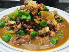 -俭寨大盘鸡·手抓肉·烧烤新疆菜(乌苏路店)