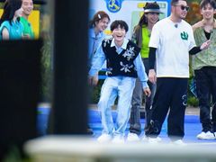 -饮湖威士忌鸡尾酒吧