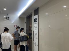 -金虹桥国际中心·停车场