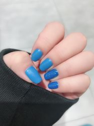 -吉吉靓甲美睫