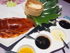 梧桐四味烤鸭-梧桐北京烤鸭·铜锅涮肉(海岸城店)