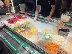 -成都你六姐·牛肉冒菜(城市集市合生汇店)