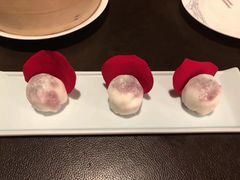 蓝莓雪娘果（半打）-广州文华东方酒店·江-由辉师傅主理