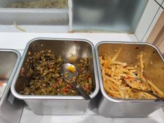 -甘掌门·化州驰名牛杂粉(越秀店)