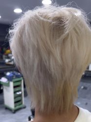 -青丝锦美发沙龙