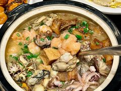 -五谷丰登农家院·地道胶东菜·海鲜烧烤(威海店)
