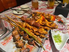 -威记烧嘢·南宁烧烤·超级生牛(绿地店)