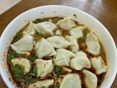 酸汤牛肉水饺-回坊马二饺子馆