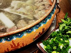 -毛辣果·贵州红酸汤牛肉火锅(西单店)