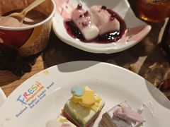 -领鲜活海鲜榴莲自助火锅(东门店)