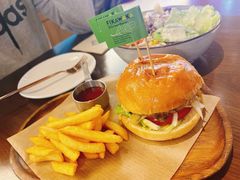 -FIKA WAKA(西岸凤巢店)