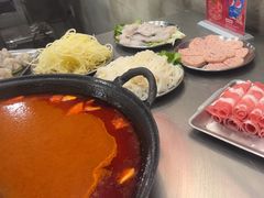 -鹿鸣山草本茶香火锅(园西路店)